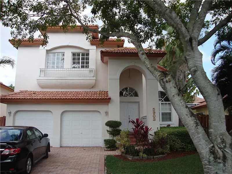 5903 NW 111th Ave, Doral